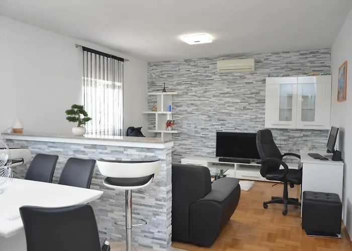 Апартаменты Ivan & Niko Шибеник