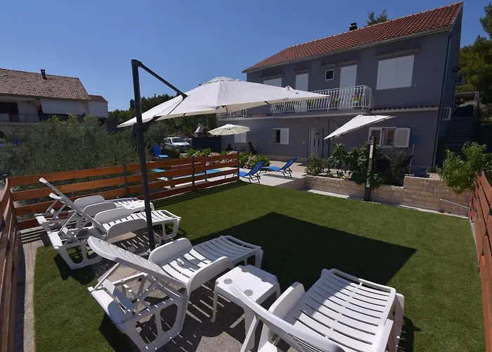 Ivan & Niko Lejlighed *